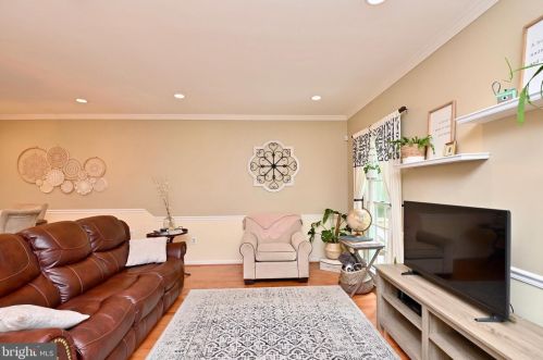 12351 Manchester Way, Woodbridge VA  22192-5178 exterior