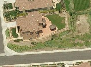 2196 Pamplona Ct, Escondido, CA 92025-6658