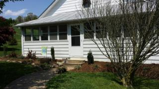 10194 Jeters Chapel Rd, Vinton, VA 24179-5819