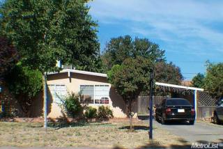 613 Placid Ln, Modesto, CA 95351-3126