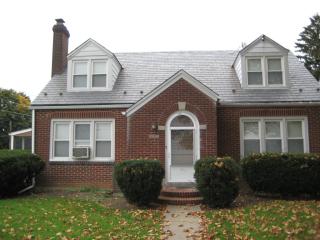 1032 Club Ave, Allentown PA  18109-1656 exterior