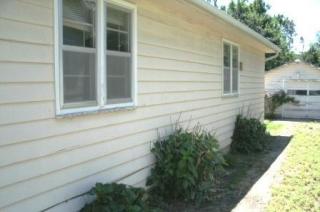 2509 Kellett Ave, Springfield MO  65803-3439 exterior
