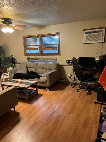 3021 Heritage Dr, Joliet, IL 60435-4771