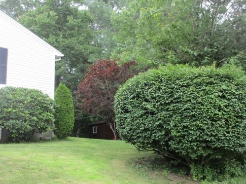 70 Longmeadow Dr, Torrington CT  06790-4100 exterior