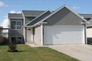 2153 60th Ave, Fargo, ND 58104-7604