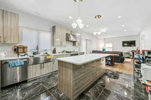 210 Reservoir Ave, Dover NJ  07869-1047 exterior