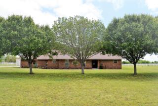 67 Magnolia Dr, Ardmore, OK 73401-7737