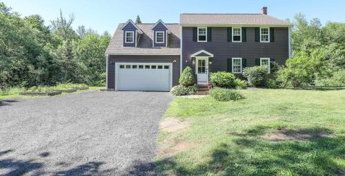 37 Todd Hill Rd, Rindge, NH 03461-5775