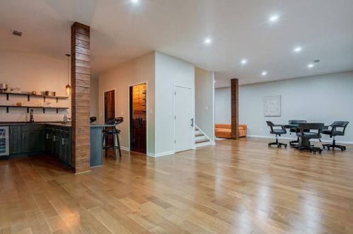 620 Colebrook Ct, Atlanta GA  30327-4710 exterior