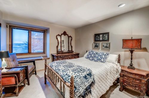 19285 Briarwood Dr, Aurora CO 80016-2132 exterior