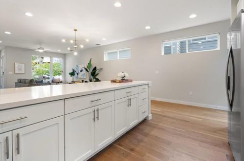 3201 Aldwyche Dr, Austin TX  78704 exterior