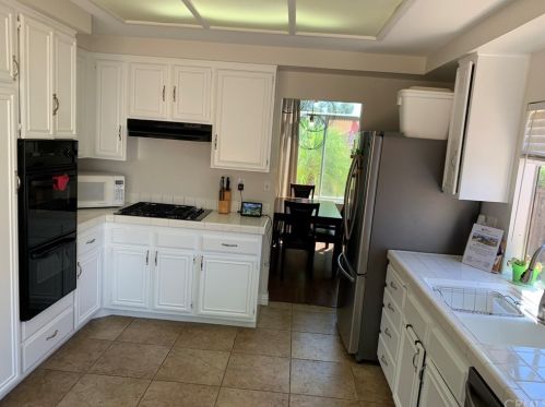 27538 Rosebay Ct, Temecula, CA 92591-6115