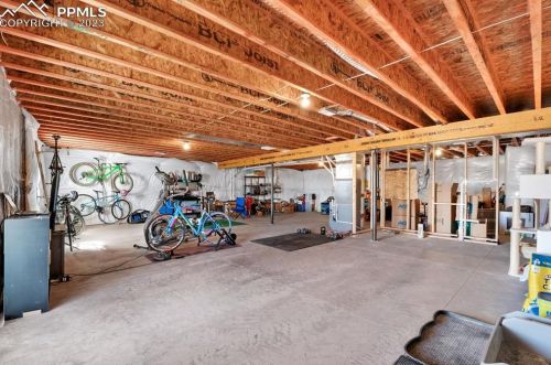 371 Desert Cove Dr, Pueblo CO  81007-2500 exterior