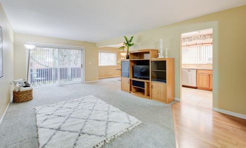 100 Vail Ave, Arlington Hts, IL 60005-1866