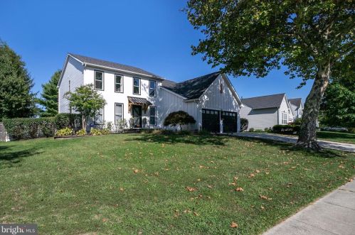 9 Middleton Dr, Lumberton Township, NJ 08048-5053