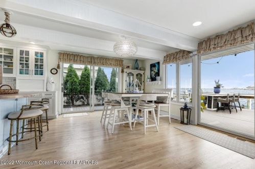 450 Tamiami Dr, Lavallette NJ  08735-3035 exterior