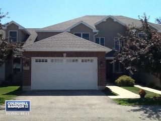 3723 Grn Tree Ln, Dekalb IL  60115-7700 exterior