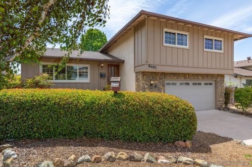 6497 Casselberry Way, San Diego, CA 92119-2920
