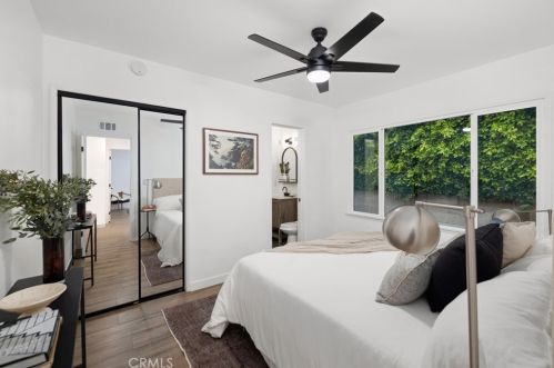 11609 Atkinson Ave, Hawthorne CA  90250-1827 exterior