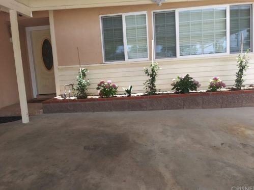 2330 Sebring St, Simi Valley, CA 93065-2746