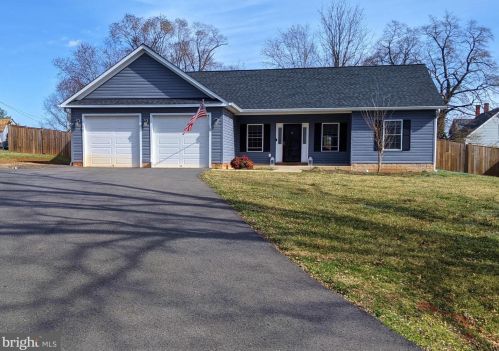 207 Rappahannock St, Remington, VA 22734-9643