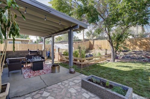 8721 Hopkins Dr, Denver CO  80229-8201 exterior
