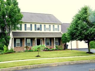 3 Bayberry Rd, Carlisle, PA 17013-8416