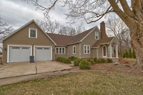 991 County Road 1500, Camargo, IL 61919-3551