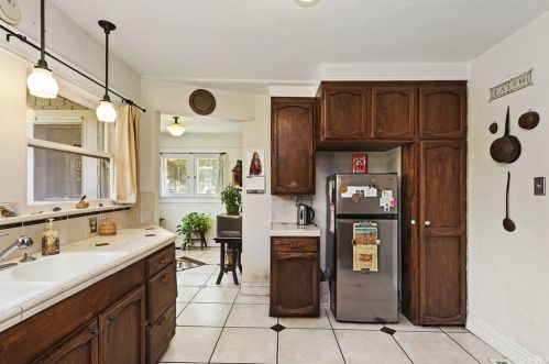 6268 Palm Ave, Riverside CA  92506-2021 exterior