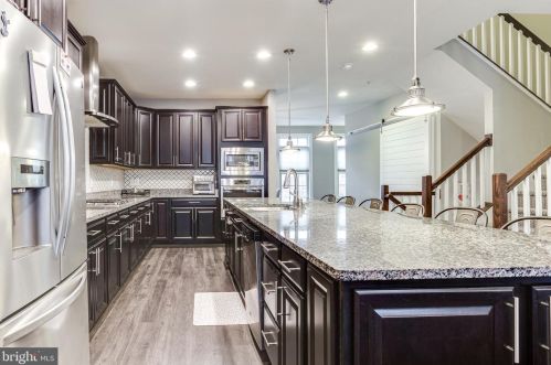 1113 Canterwood Pl, Arnold MD  21012 exterior