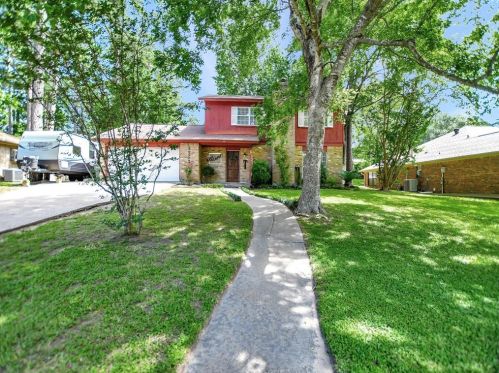 3353 Thornwood Way, Huntsville, TX 77340-8951