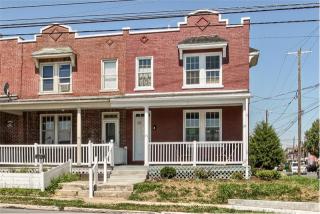 573 New Holland Ave, Lancaster PA  17602-2134 exterior
