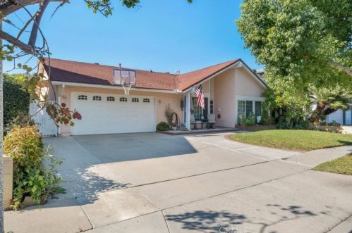 10241 Humbolt St, Los Alamitos, CA 90720-2221