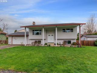3502 128th St, Vancouver, WA 98686-2686