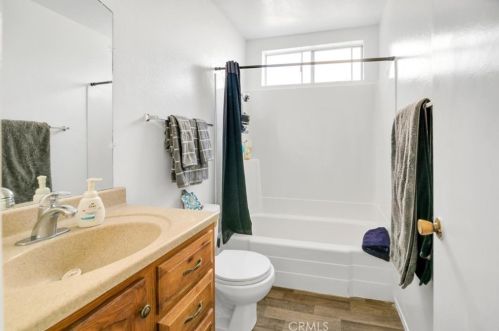 1035 Phillips St, Vista CA  92083-7156 exterior