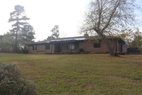 305 Crest Ct, Poteau, OK 74953-2128