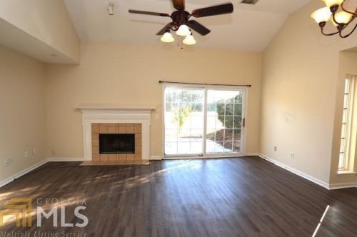 1642 Pondside Dr, Statesboro, GA 30458-1577