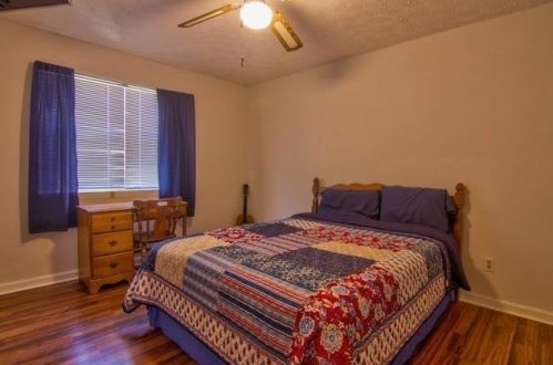 2129 Kings Mtn Dr, Conyers GA  30012-2642 exterior