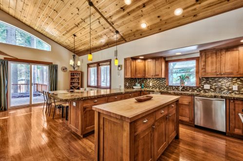 14649 Christie Ln, Truckee CA 96161-7155 exterior