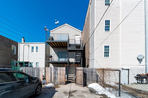 3629 Lexington St, Chicago, IL 60624-3639