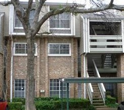 8555 Fair Oaks Xing, Dallas TX  75243-8052 exterior