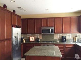 13208 Norfolk Ct, Moorpark, CA 93021-1885