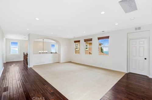 16849 Ridge Cliff Dr, Riverside CA  92503-0251 exterior