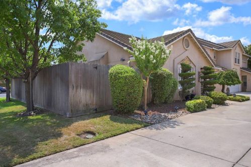 1241 Inglewood Ct, Lodi, CA 95242-9128