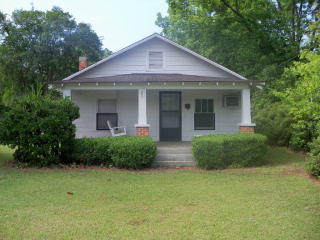 603 3rd St, Donalsonville, GA 39845-1739
