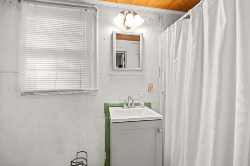 327 Danielsville St, Jefferson GA  30549-3370 exterior