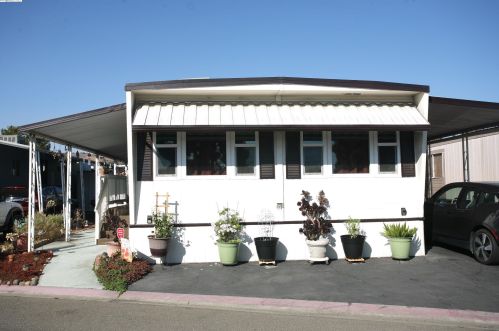 28804 Jupiter St, Hayward, CA 94544-5912