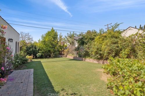 2028 Rangeview Dr, Glendale CA  91201-1146 exterior