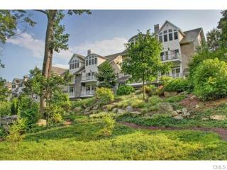 7 Trout Creek Rd, Huntington, CT 06484-6234