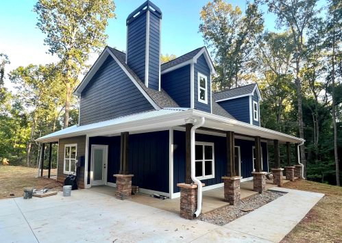 392 Spring Crest Rd, Cleveland, GA 30528-1778